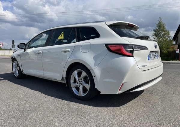 Toyota Corolla cena 43999 przebieg: 113000, rok produkcji 2021 z Suwałki małe 172